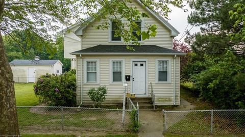 5 Harding Rd, Fairhaven, MA 02719 photo 3