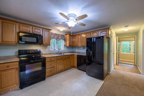 658 Middle Rd, Acushnet, MA 02743 photo 24