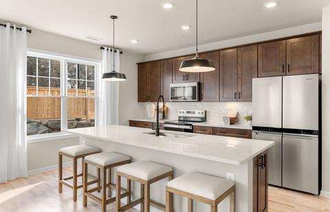 260 Martins Lndg #107, North Reading, MA 01864