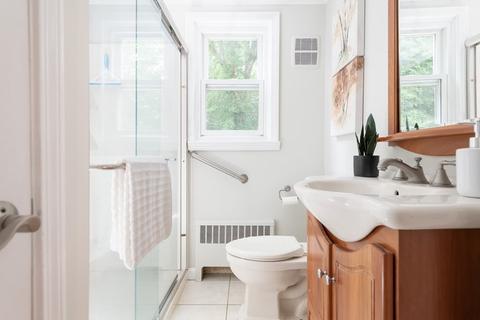 10 Maude Ter, Walpole, MA 02081 photo 16
