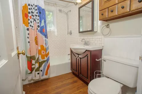 201 Spring St, Tisbury, MA 02568 photo 13