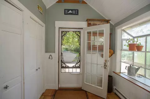 201 Spring St, Tisbury, MA 02568 photo 4