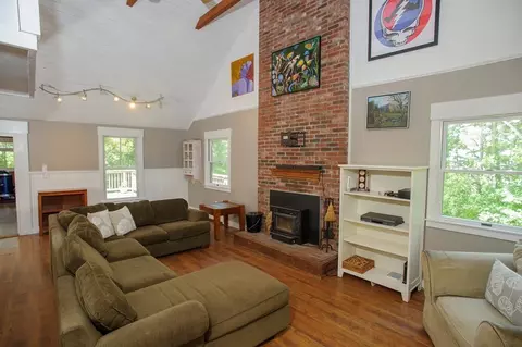 201 Spring St, Tisbury, MA 02568 photo 7