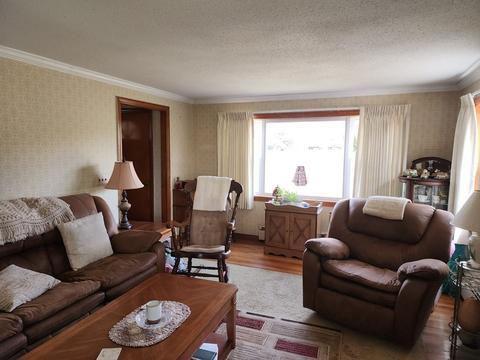 946 Bradley Rd, Springfield, MA 01109 photo 10