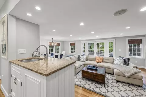 49 Harbor Ave, Marblehead, MA 01945 photo 25