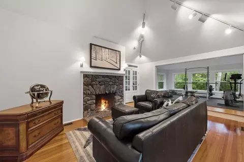 49 Harbor Ave, Marblehead, MA 01945 photo 16