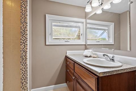 126 Willow St, Acton, MA 01720 photo 25