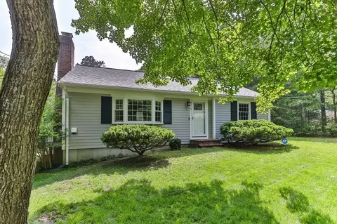 53 Lietrim Cir, Barnstable, MA 02632