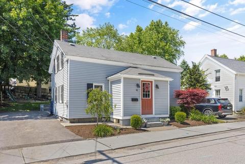 41 Glendale St, Maynard, MA 01754