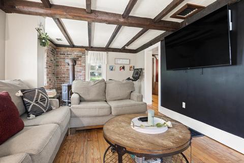 41 Glendale St, Maynard, MA 01754 photo 5