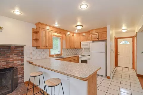 2 Mayflower Ave, Wareham, MA 02571 photo 16