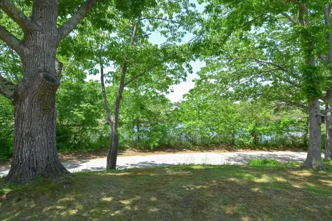 2 Mayflower Ave, Wareham, MA 02571 photo 5