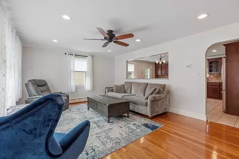 9 Primrose St, Worcester, MA 01604 photo 13