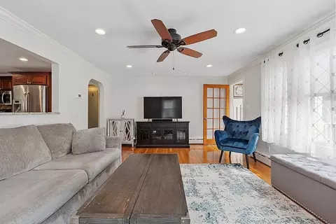 9 Primrose St, Worcester, MA 01604 photo 12