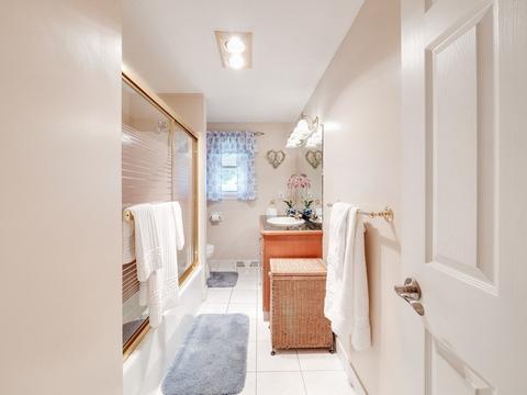 80 Baird Trce, Springfield, MA 01118 photo 12