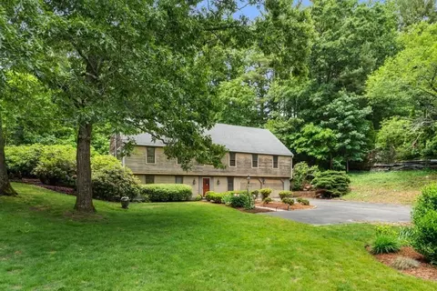 35 Robert Ave, Marshfield, MA 02050 photo 2