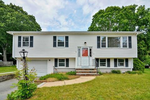 31 Sable Ave, Dartmouth, MA 02747