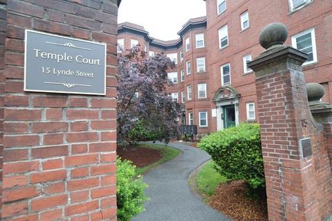 15 Lynde St #10, Salem, MA 01970