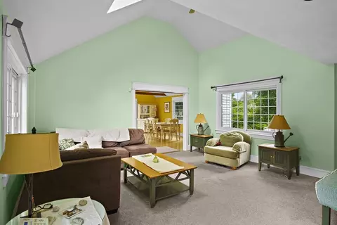 497 E Main St, Avon, MA 02322 photo 11