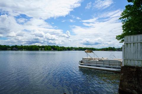 355 Bridle Path, Worcester, MA 01604