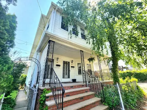 35-37 Hancock St, Medford, MA 02155