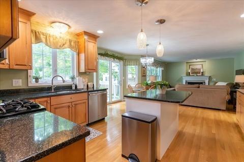 43 Plain St, Dedham, MA 02026 photo 14