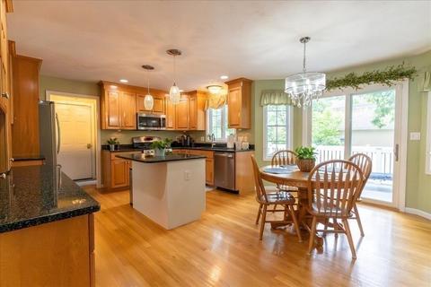 43 Plain St, Dedham, MA 02026 photo 10