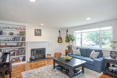 3 Webb Rd, Sharon, MA 02067 photo 5