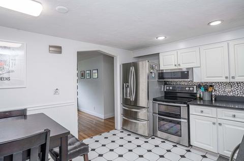 3 Webb Rd, Sharon, MA 02067 photo 6