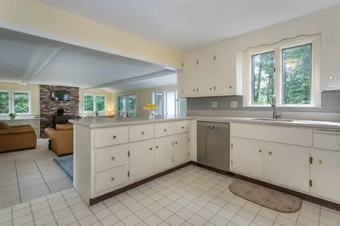 7 Lillian Rd, Canton, MA 02021 photo 7