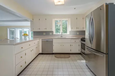 7 Lillian Rd, Canton, MA 02021 photo 6