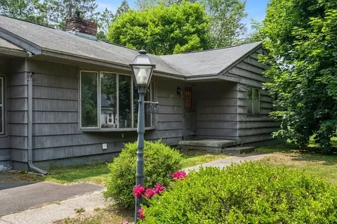80 Clark St, Easthampton, MA 01027 photo 1