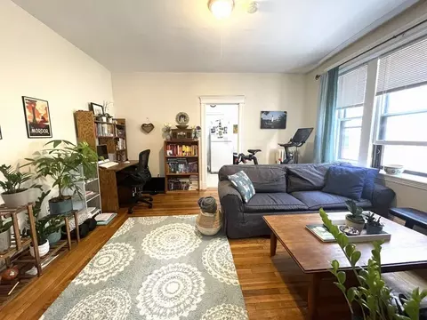 1870 Commonwealth Ave #12, Boston, MA 02135