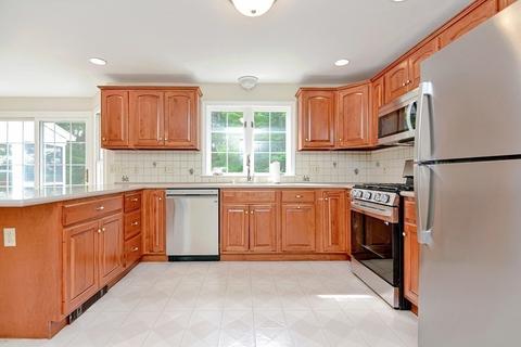 3 Dixons Path, Foxboro, MA 02035 photo 10