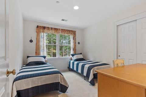 5 Mountainview Dr, Framingham, MA 01701 photo 26