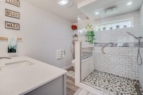 1331 E Mountain Rd, Westfield, MA 01085