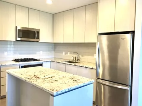 80-82 Fenwood Rd #611, Boston, MA 02115