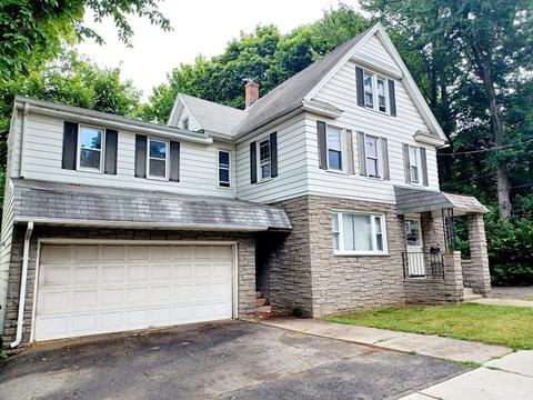 131 Hampden St, Chicopee, MA 01013