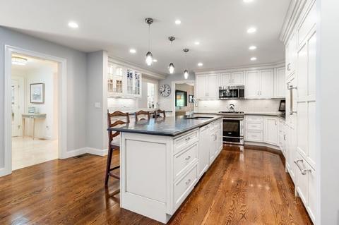 405 Dedham St #C, Newton, MA 02459