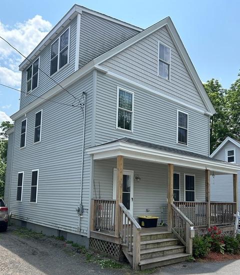 13 Lincoln Ct, Amesbury, MA 01913 | 18 Photos | MLS #73124583 - Movoto