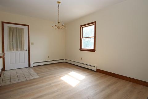 5 Pinehurst Ave, Saugus, MA 01906 photo 9