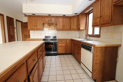 5 Pinehurst Ave, Saugus, MA 01906 photo 5