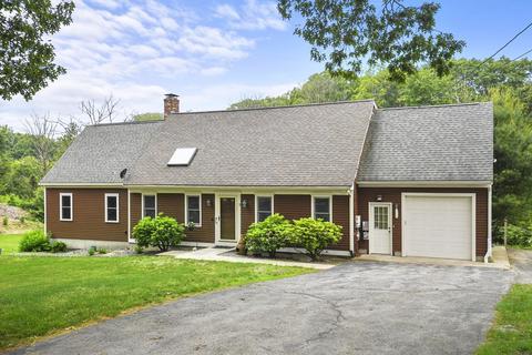 3 Herricks Ln, Millbury, MA 01527