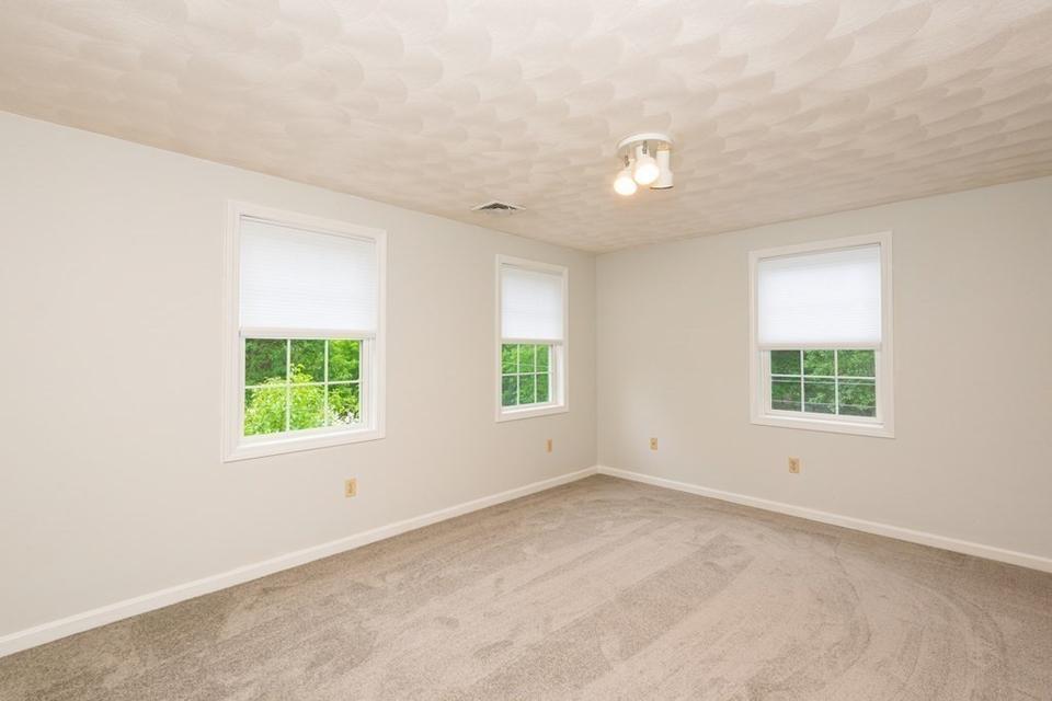  1 Rock Pond Ave, Georgetown, MA 01833 photo 22