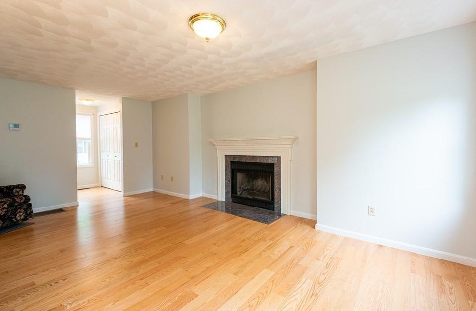  1 Rock Pond Ave, Georgetown, MA 01833 photo 14