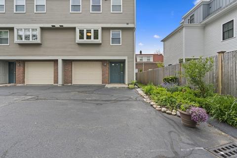 174 Adams St #12, Newton, MA 02458