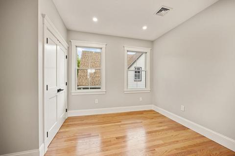 145 Vernal St #3, Everett, MA 02149 photo 8