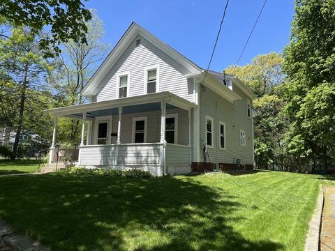 13 Forest St, Reading, MA 01867 photo 1