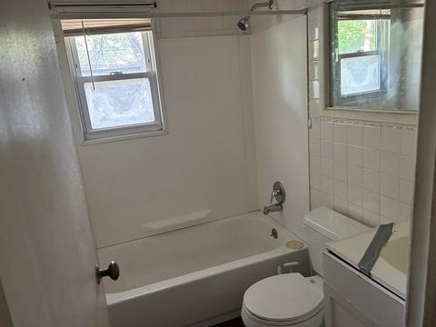 48 Emerald Rd, Springfield, MA 01119 photo 8