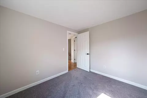 259 Plain, Millis, MA 02054 photo 31